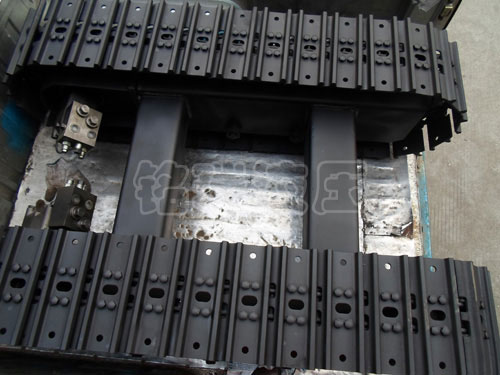 鉆機(jī)類(lèi)用履帶底盤(pán)