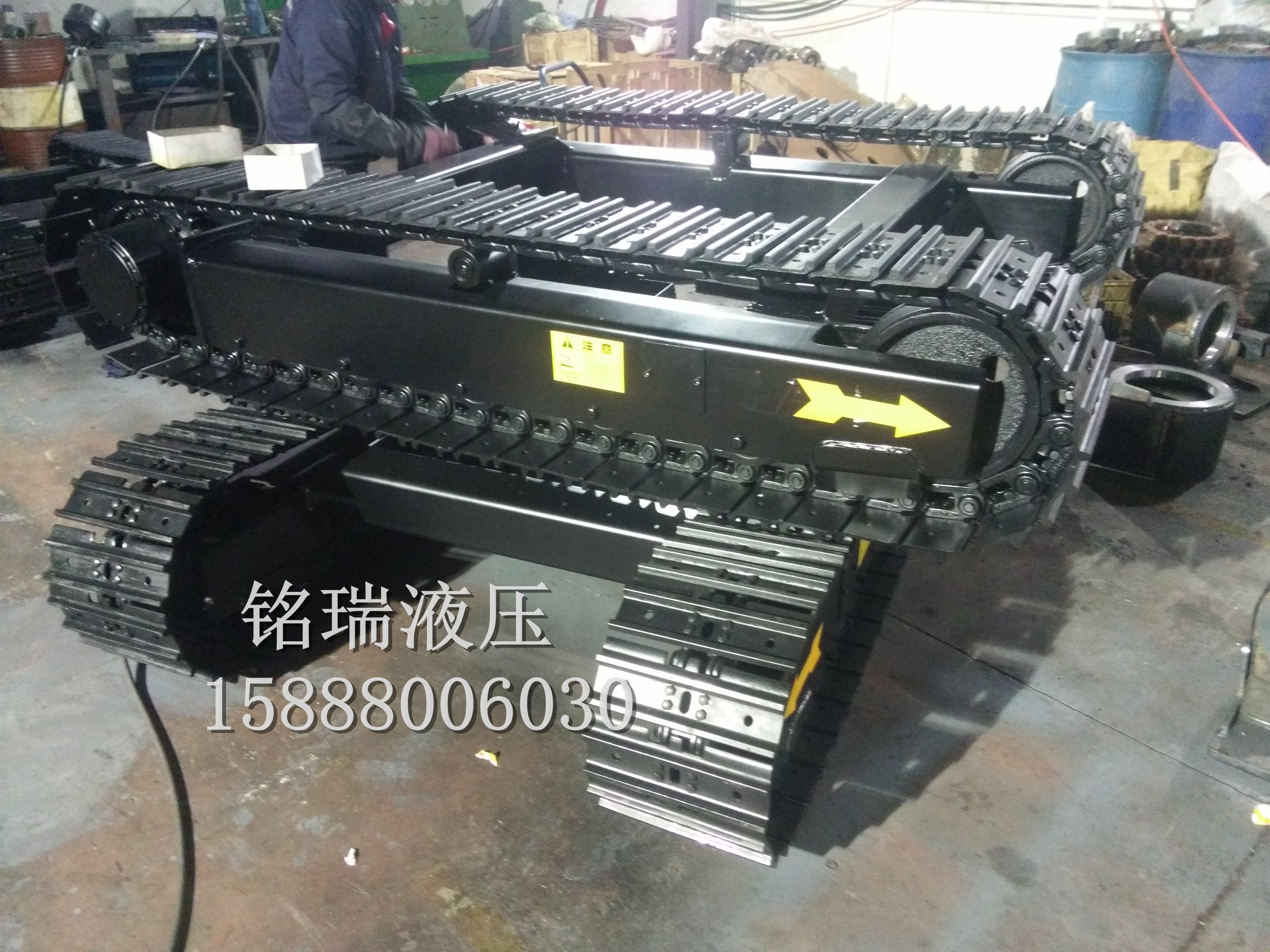 10噸履帶底盤(pán)